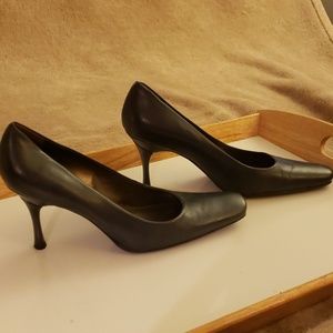 Nickles leather heals